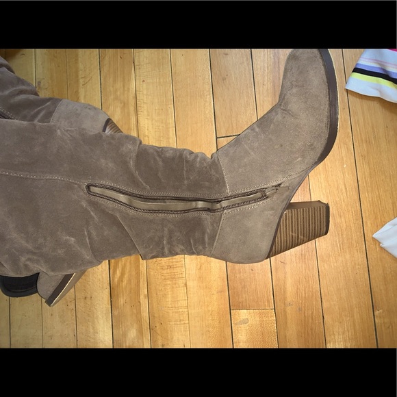 Shoe Dazzle Boots - Picture 2 of 8